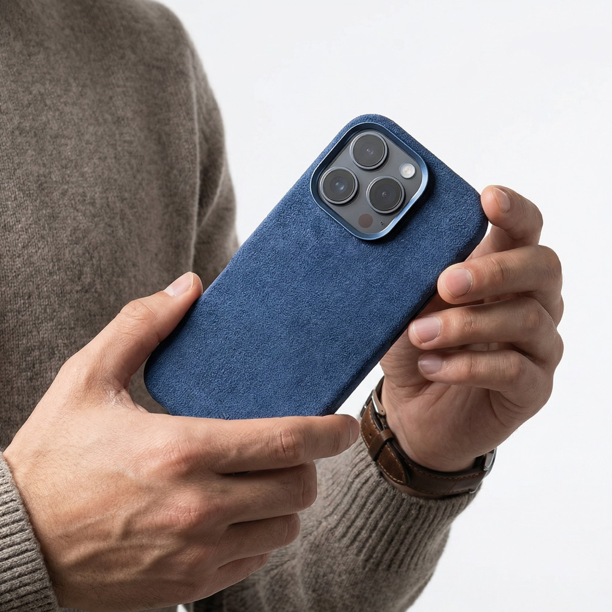 iPhone 16 Pro Max - Alcantara Case - Ocean blue