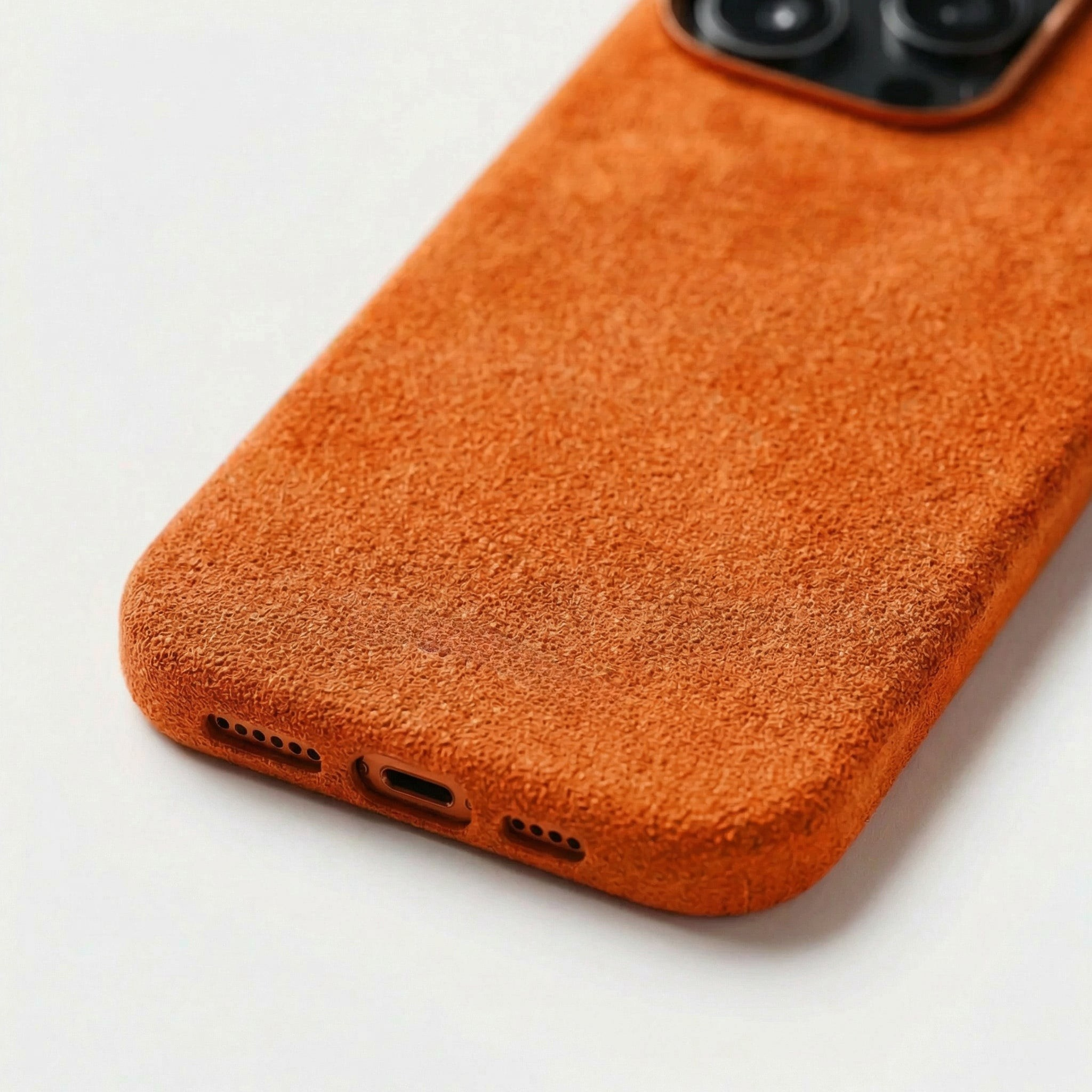 iPhone 16 Pro - Alcantara Case - Orange