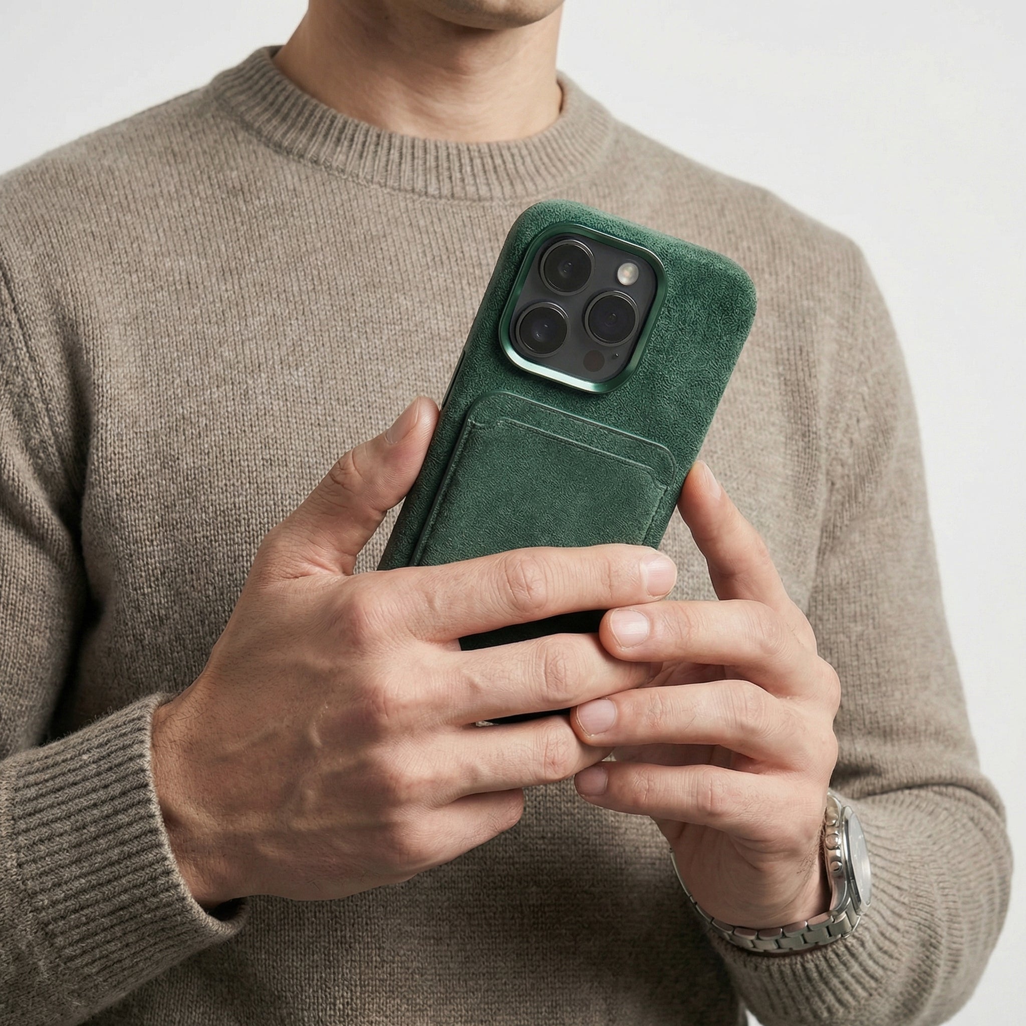 iPhone 16 Pro - Alcantara Case- Midnight Green